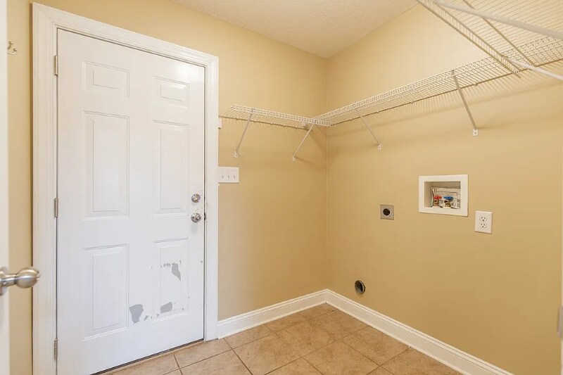Building Photo - 4088 Haydens Way