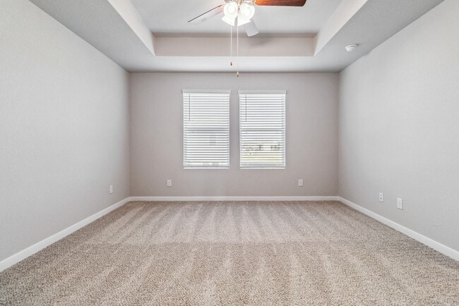 Building Photo - Gorgeous Luxury 3/2.5 Home