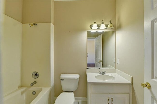 Building Photo - 1558 Macy Ln