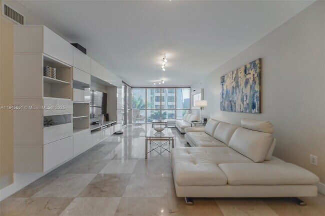 Building Photo - 3101 S Ocean Dr