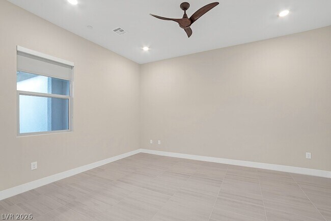 Building Photo - 369 Portus Delphini Ct