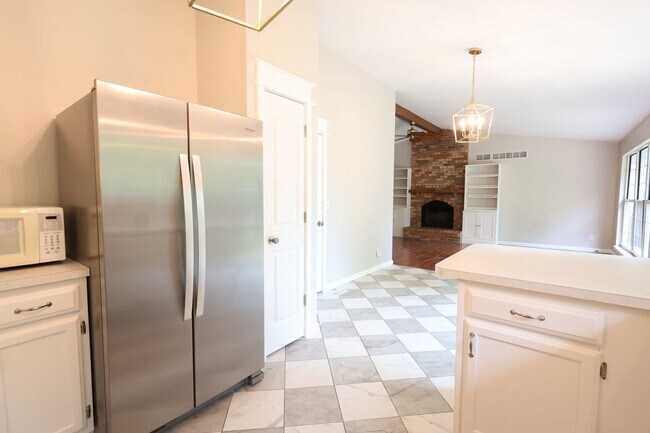 Building Photo - 622 Rustic Valley Dr