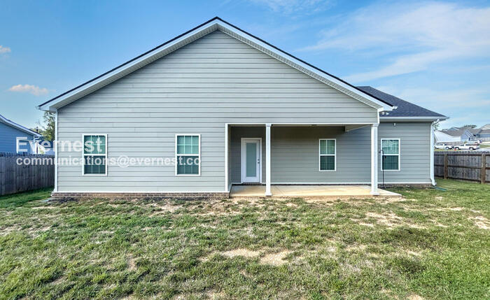 Building Photo - 1024 Echo Rdg Rd