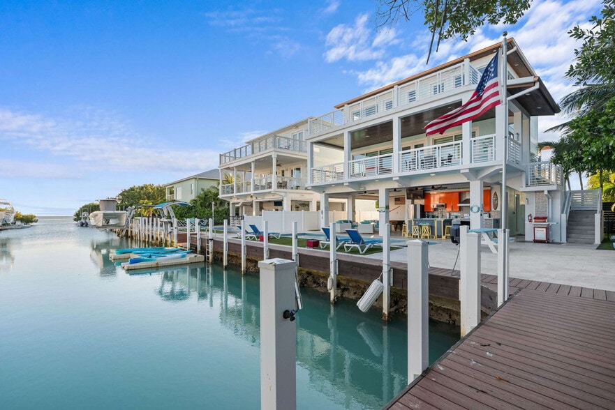 Building Photo - 811 104th St