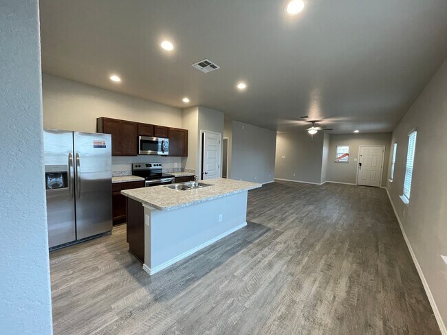 Building Photo - 13026 Candace Wy