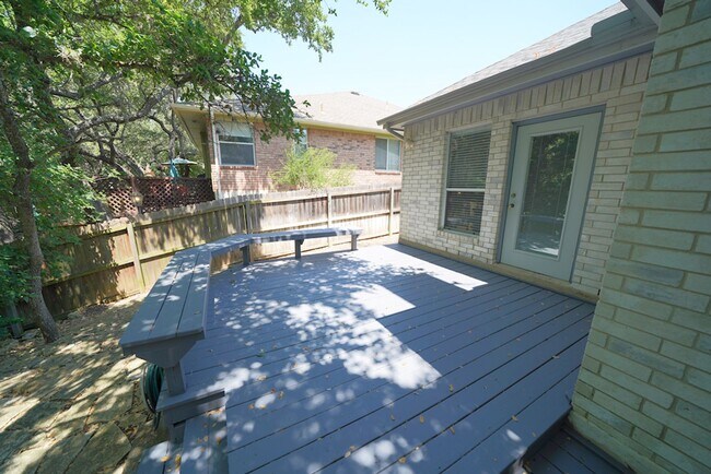 Building Photo - Beautifully Updated Home in Olympia Hills ...