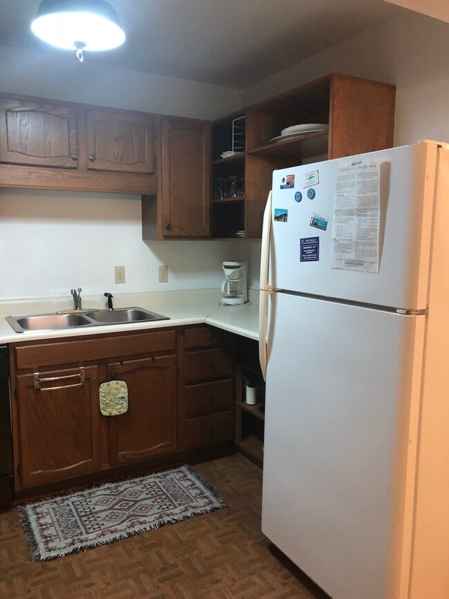 Building Photo - **Montreat SCHOOL YEAR RENTAL** AVAILABLE MID-AUGUST TO MID-MAY