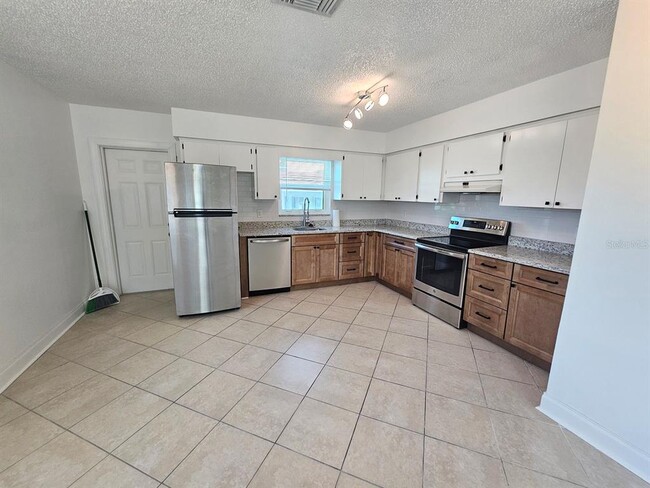 Building Photo - 175 174th Terrace E