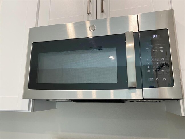 Building Photo - 8533 Reedville St