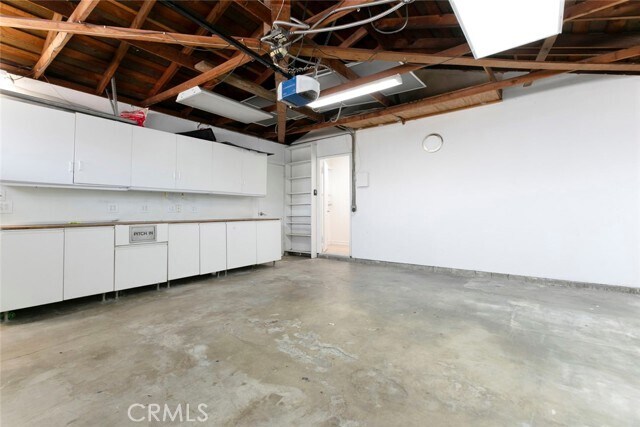 Building Photo - 16931 Itasca St