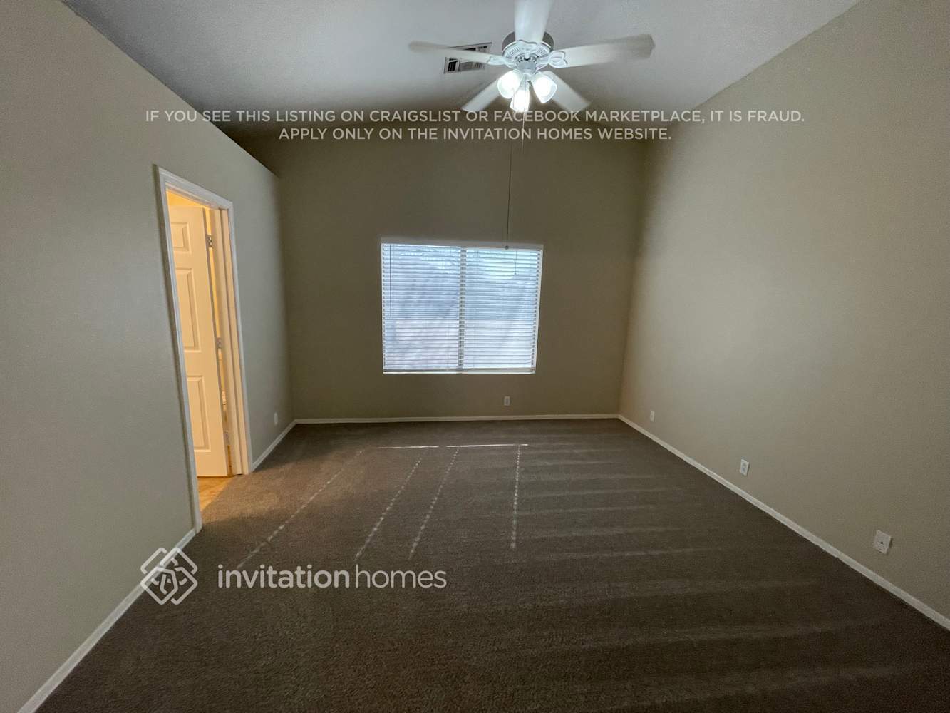 Building Photo - 9331 W Cinnabar Ave