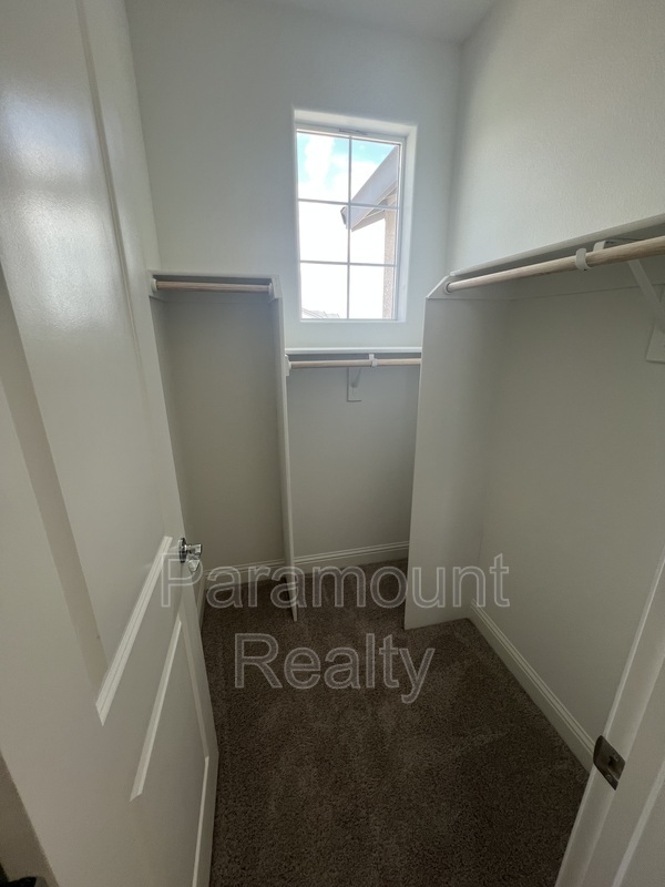 Building Photo - 1369 Emory Ln