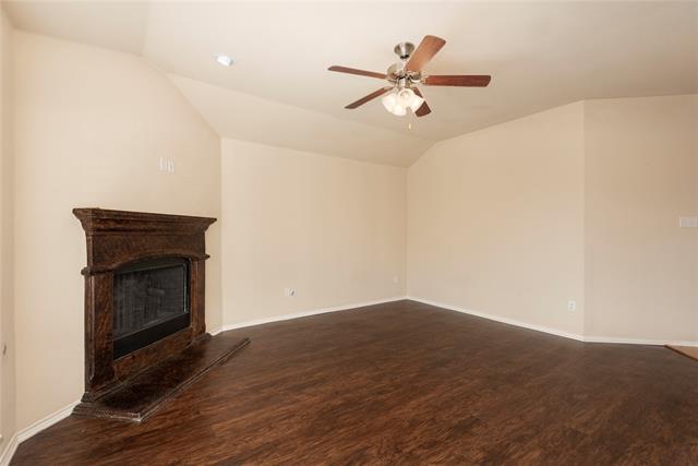 Building Photo - 1024 Lake Hollow Dr