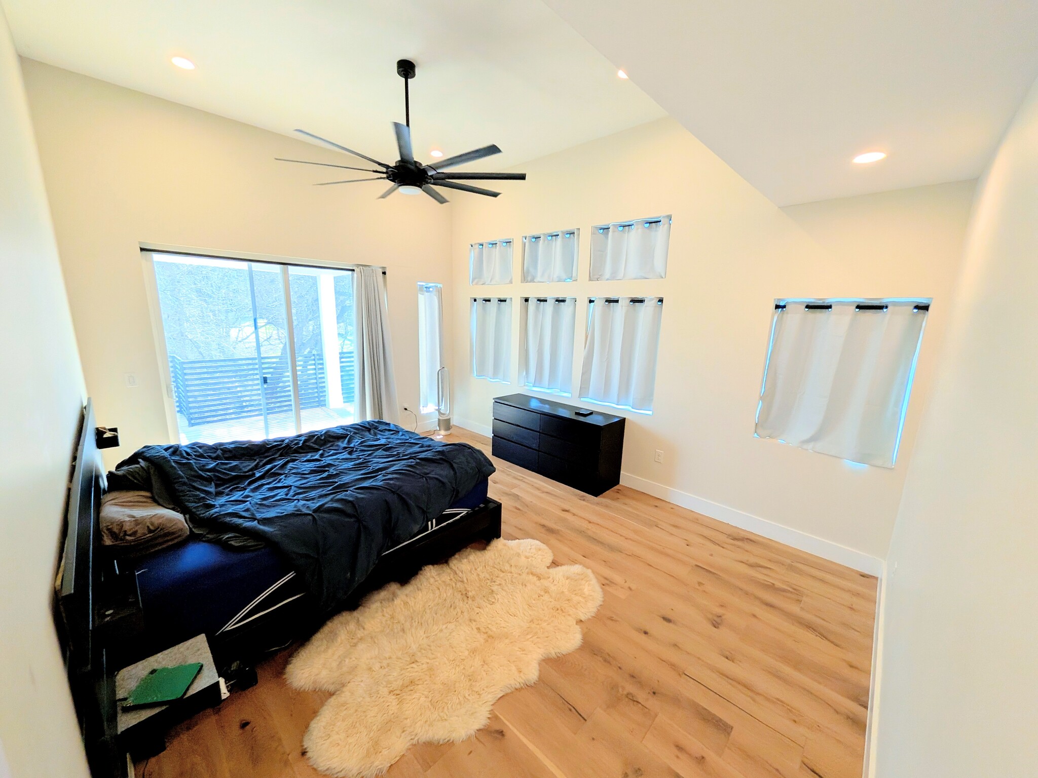 Building Photo - 1403 S Redondo Dr