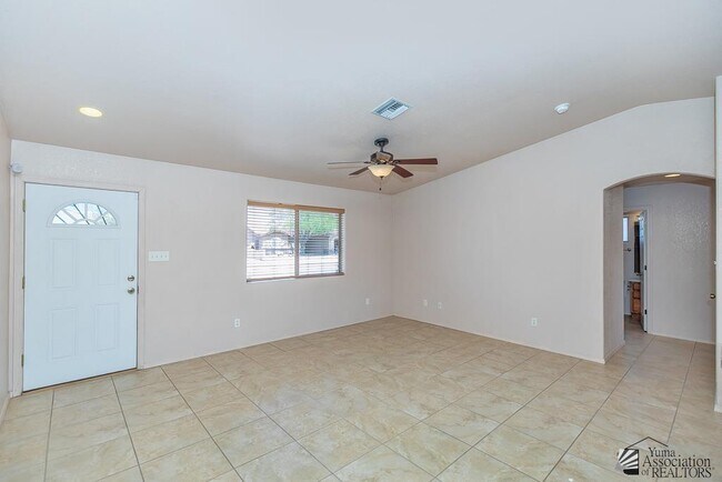 Building Photo - 11149 E 26th St