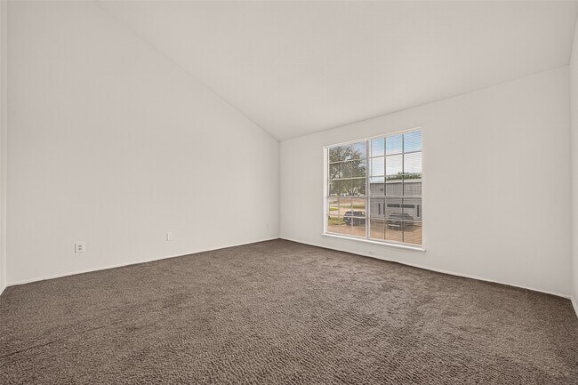 Building Photo - 12656 Windsor Village Dr