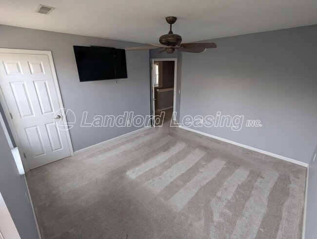 Building Photo - Spacious 4-Bedroom Colonial in Martin’s Ru...