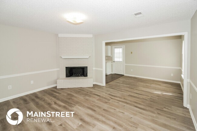 Building Photo - 4354 Rosswood Dr