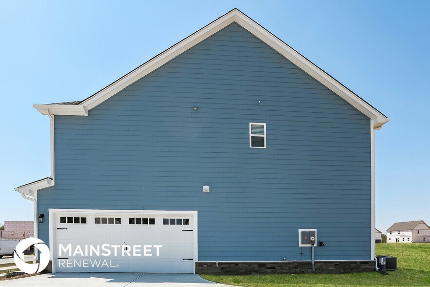Building Photo - 2065 Swanport Ln