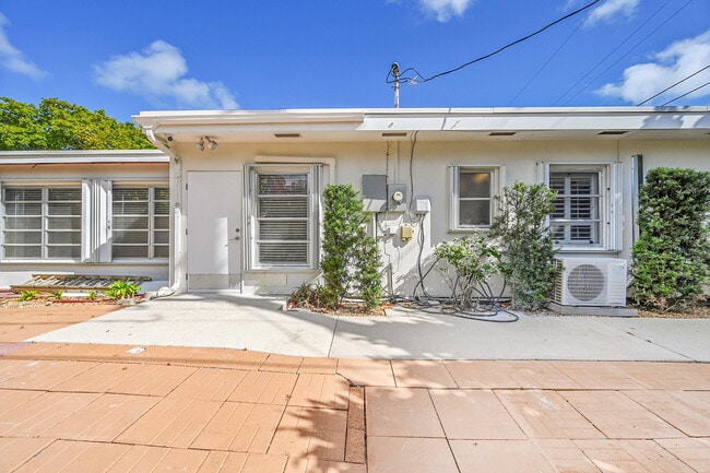 Building Photo - 1181 SW 4th Terrace