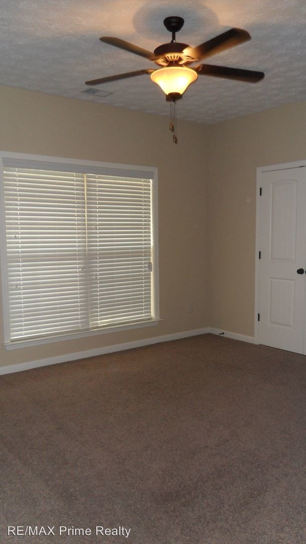 Building Photo - 5 br, 3 bath House - 7421 Sorrel Court