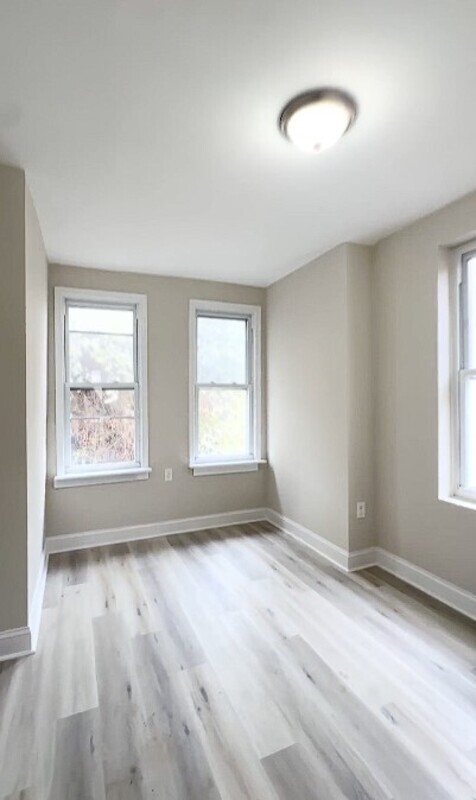 Building Photo - 2958 N Fairhill St