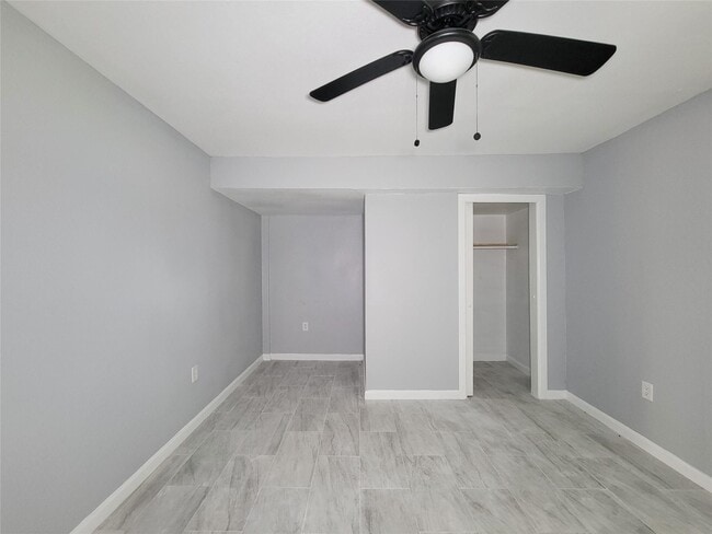 Building Photo - 5103 Karu Dr