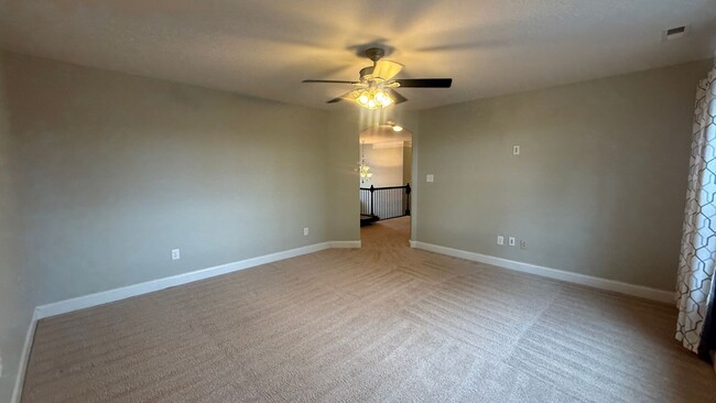 Building Photo - Amazing home with custom touches and in-ground pool