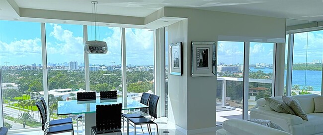 Building Photo - 10275 Collins Ave