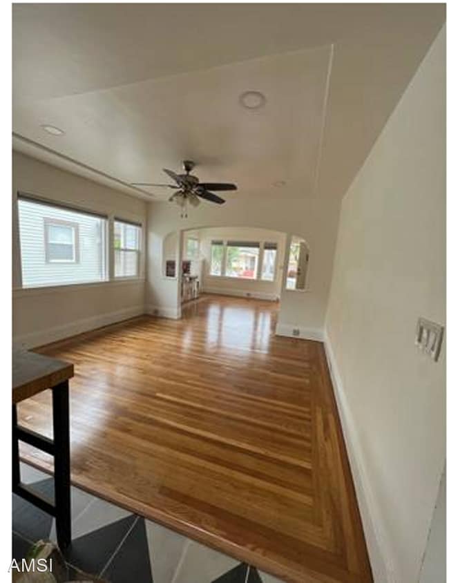 Building Photo - 3 br, 2 bath House - 283 Toler Ave