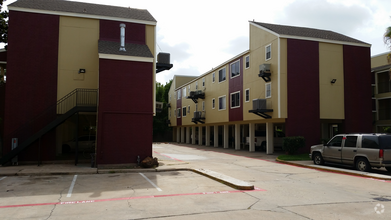 Building Photo - Delta Heights Apartments