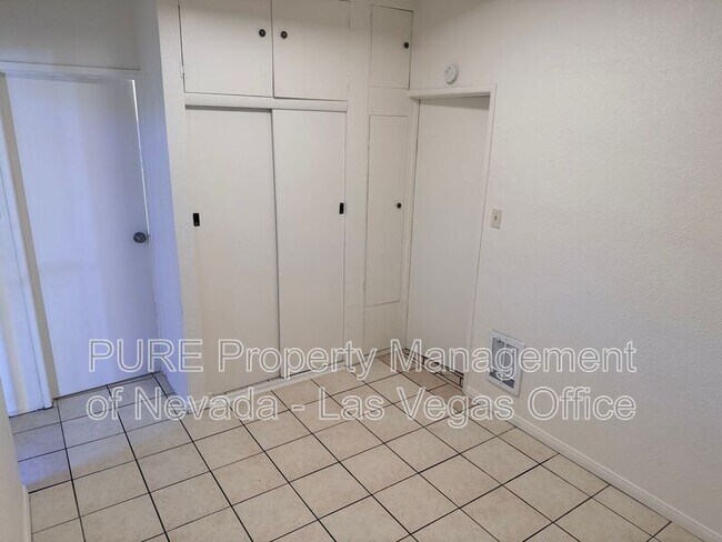 Building Photo - 23 W Basic Rd