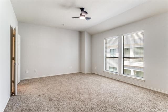 Building Photo - 2415 Stutz Dr