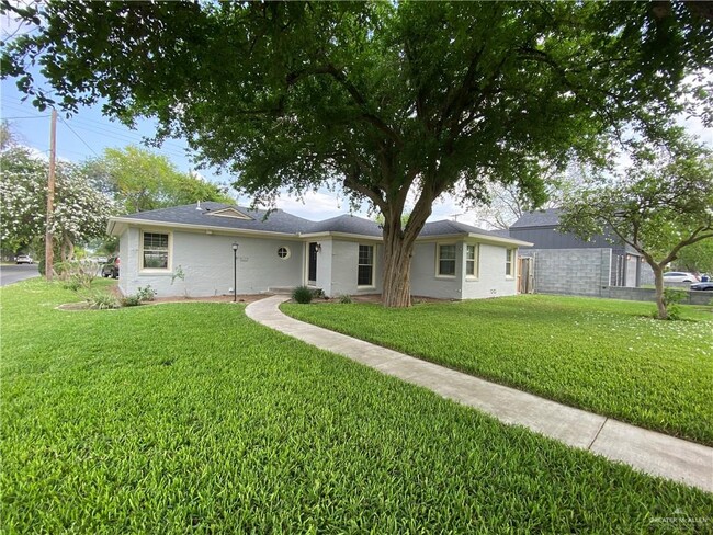 Primary Photo - 401 S Cynthia St