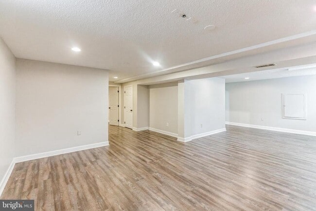 Building Photo - 1650 Wickham Way