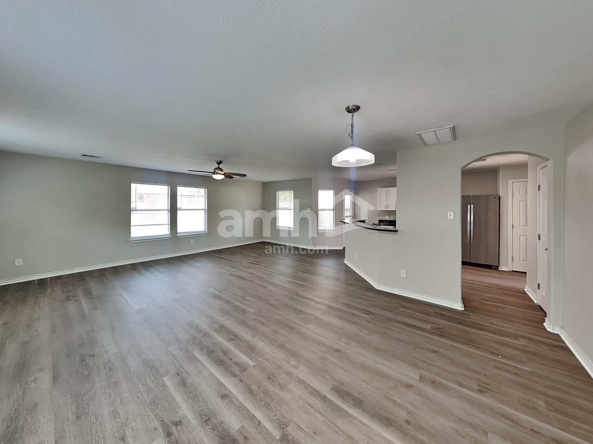 Building Photo - 13323 Ambrosa Dr