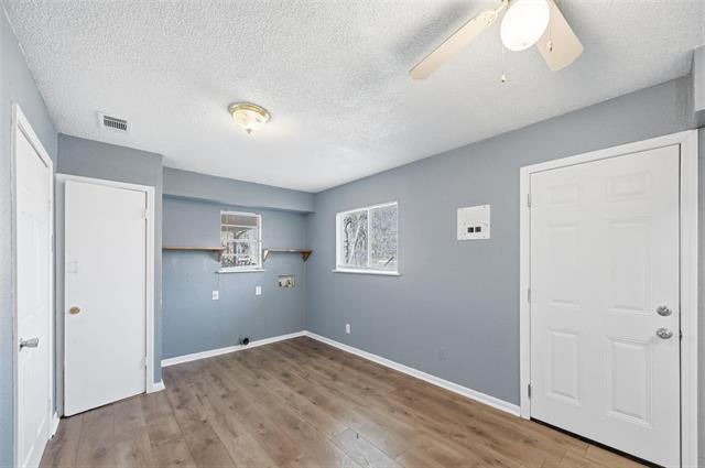 Building Photo - 113 Gordon Dr