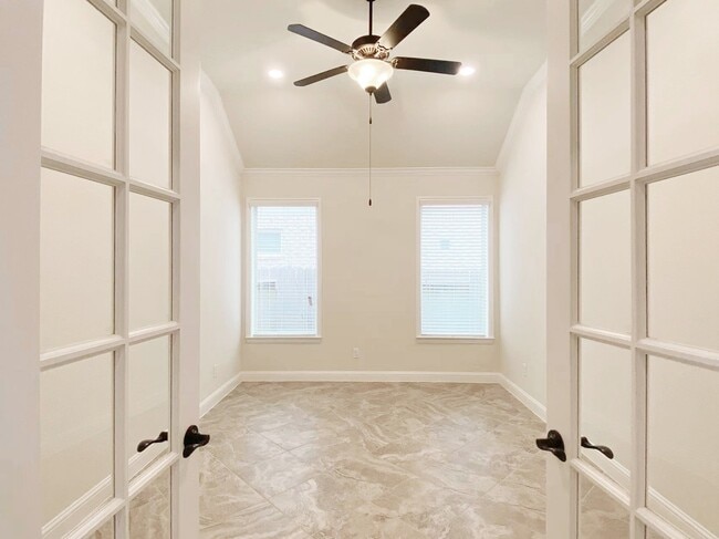 Building Photo - 14626 Moccasin Ridge Dr