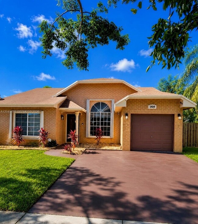 Building Photo - 1430 SW 85th Terrace