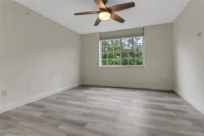 Building Photo - 1220 Wildwood Lakes Blvd
