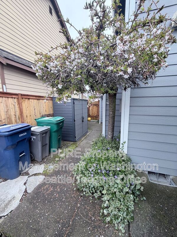 Building Photo - 1725 SW 346th Pl