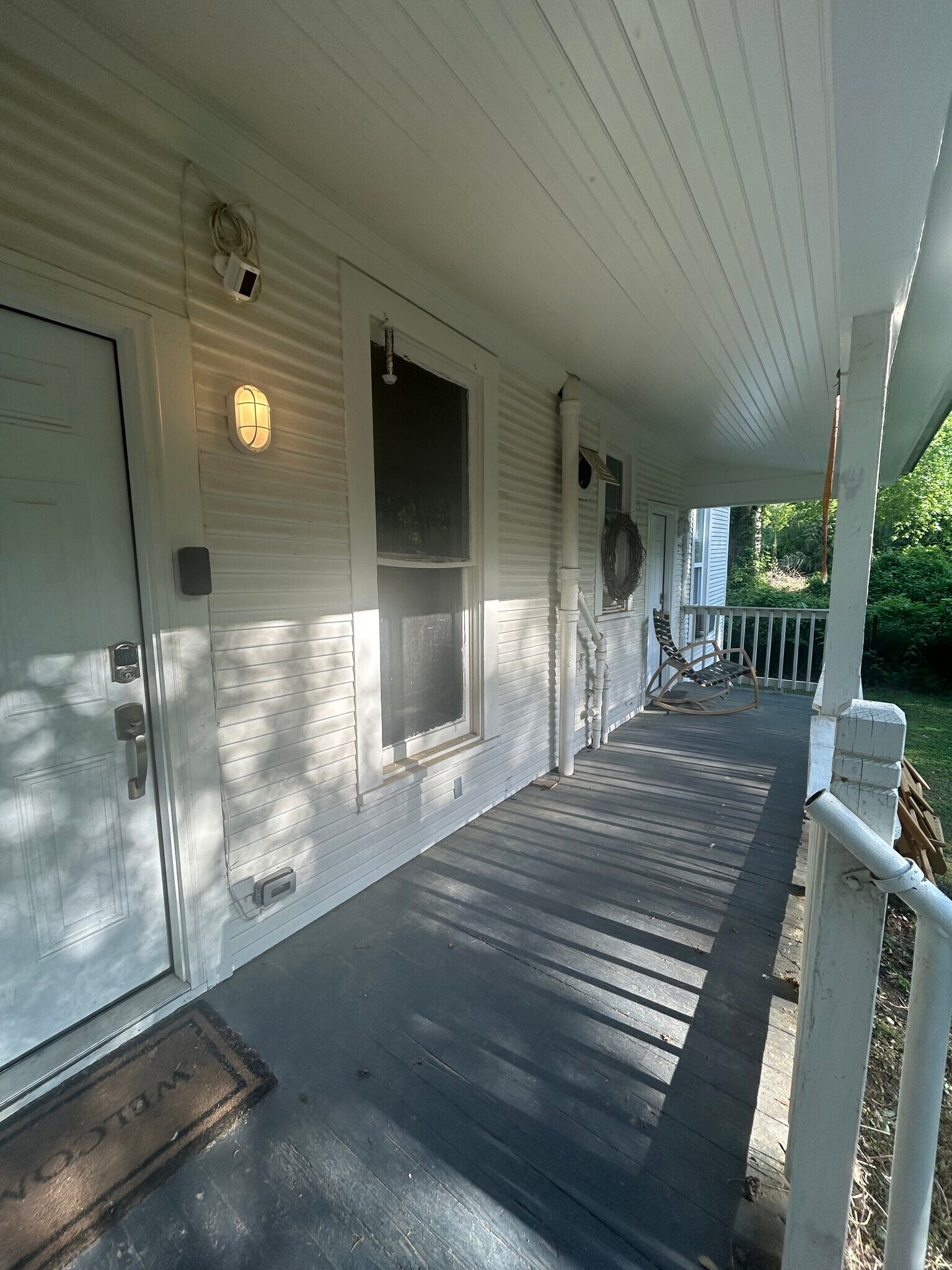 Building Photo - 108 S Farmerville St
