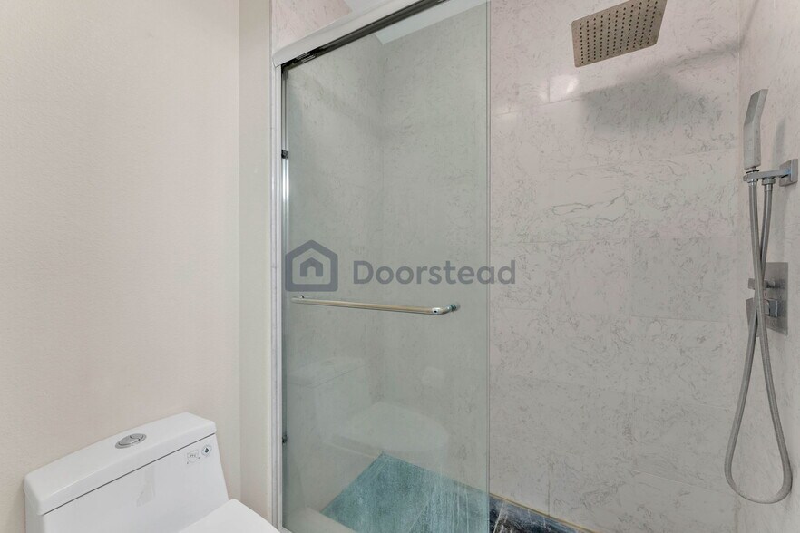 Building Photo - 3447 Quarry Park Dr