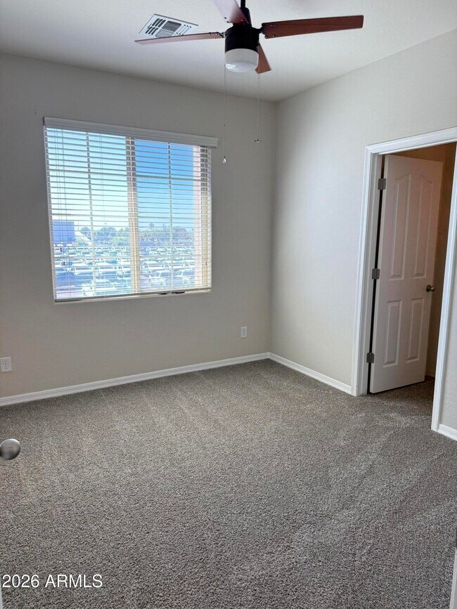 Building Photo - 9237 W Coolbrook Ave