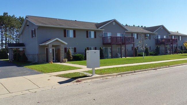 Building Photo - Grandview Pines