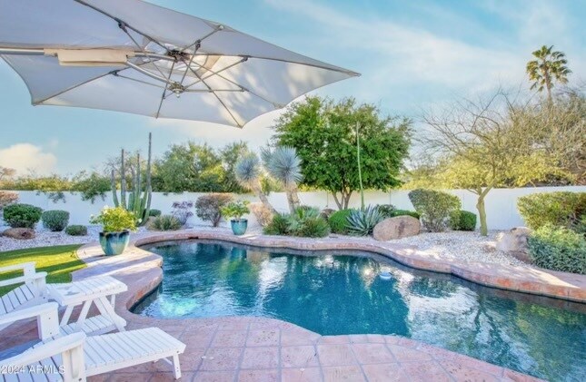 Building Photo - 4343 E Desert Crest Dr