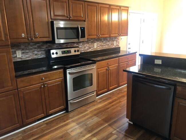 Building Photo - 3500 Van Slyke Rd