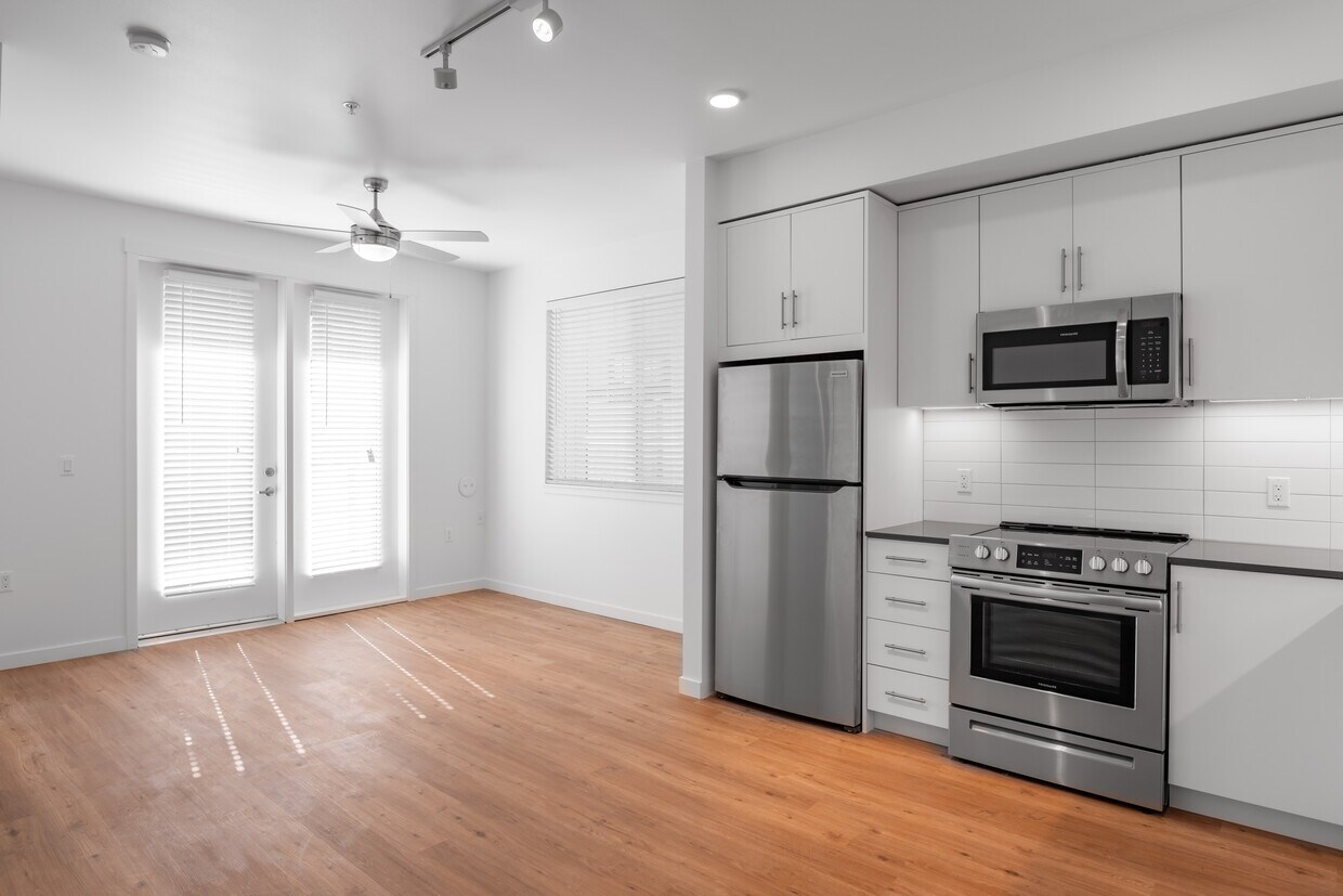 helm apartments everett wa apartment finder