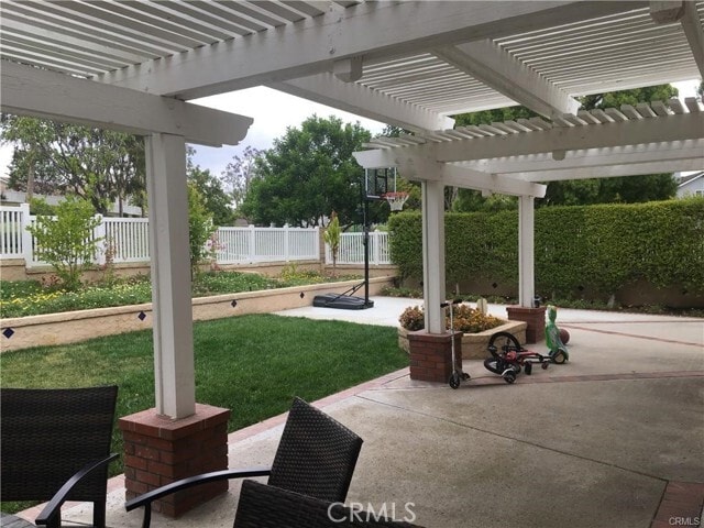 Building Photo - 17365 Summer Oak Pl