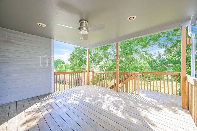 Building Photo - 9865 Glenstone Trail